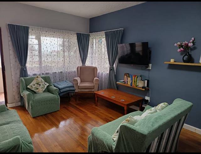 2 BEDROOM APARTMENT FOR SALE IN SUMMERSTRAND